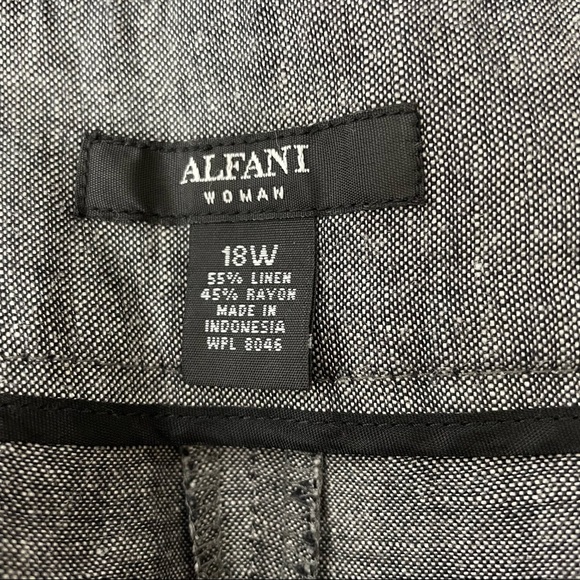 Alfani Women’s Heather Gray Linen Blend Cropped Plus Size Pants size 18W - Picture 10 of 11